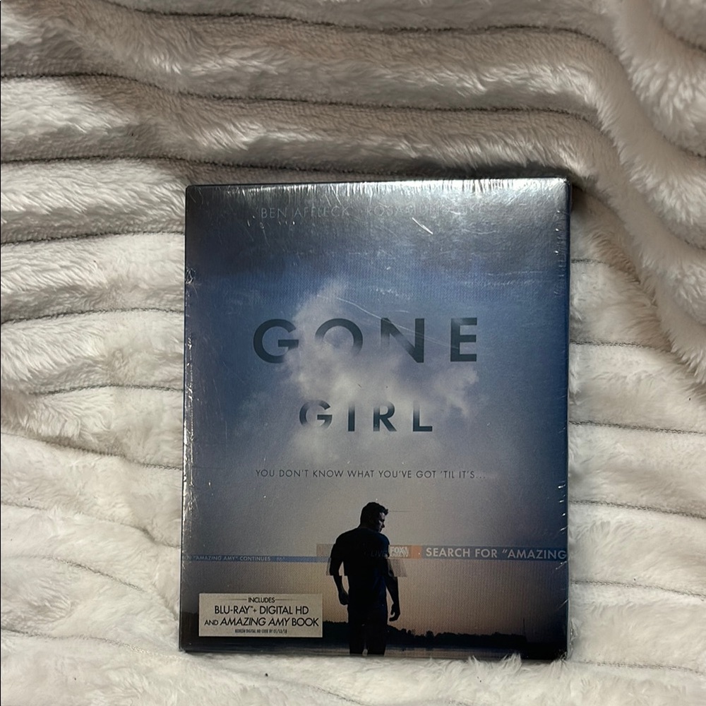Gone Girl Blu-ray NWT